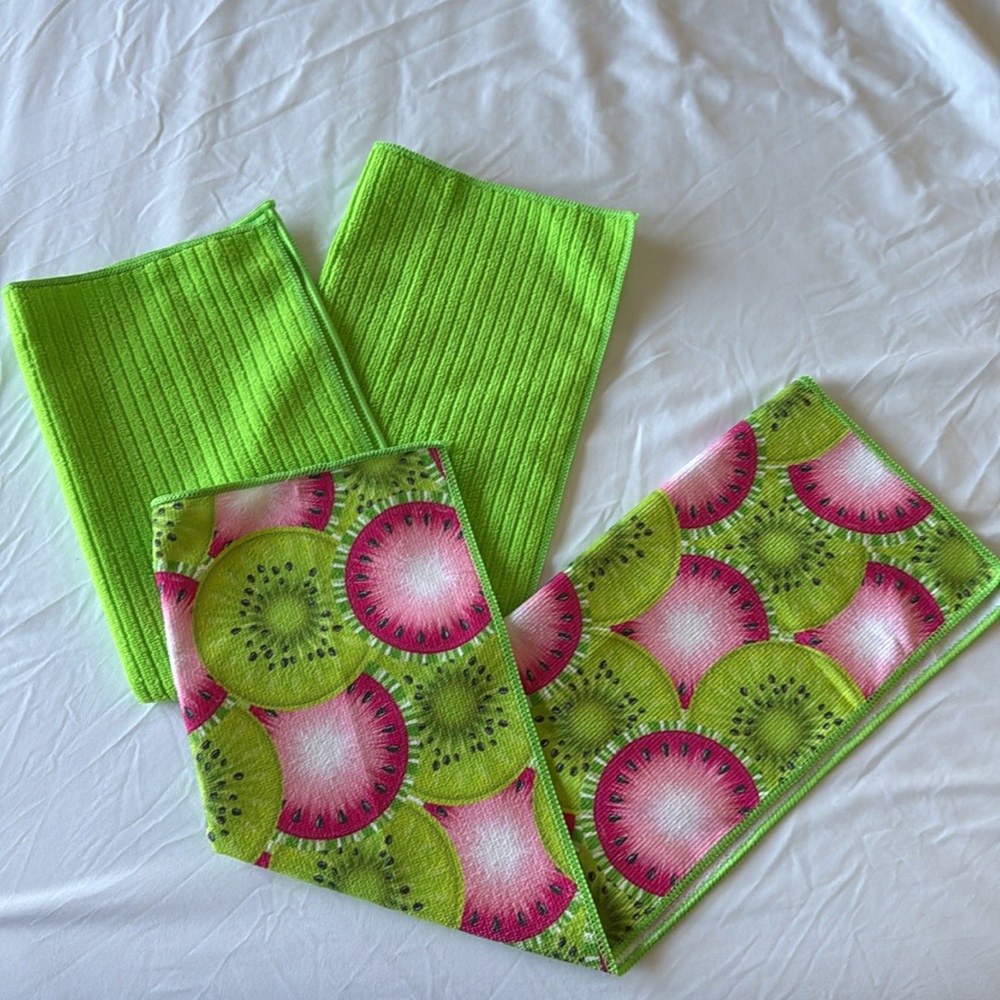 Kiwi fruits green kitchen towels